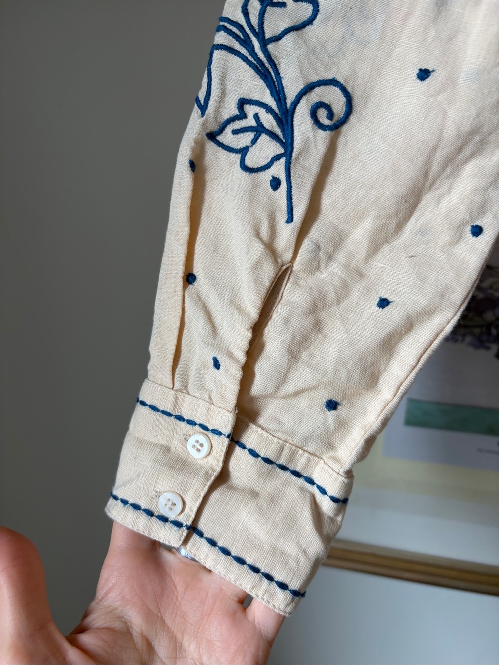 Sezane x Lucia Vergara Maellie Shirt in Beige with Narcisco Blue Embroidery 34/2 - Picture 8 of 9